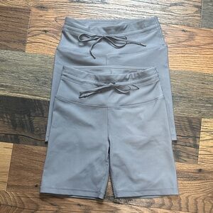 Yogalicious 2 Pairs of Women's Shorts